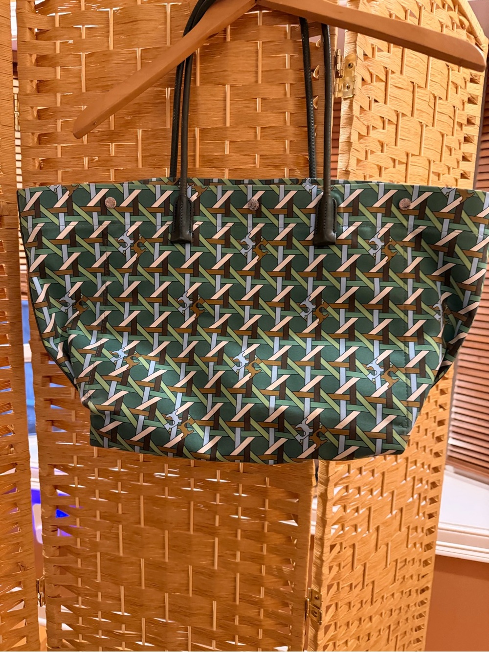 Tory Burch Green Geometric Logo-Print Tote with Black Handles